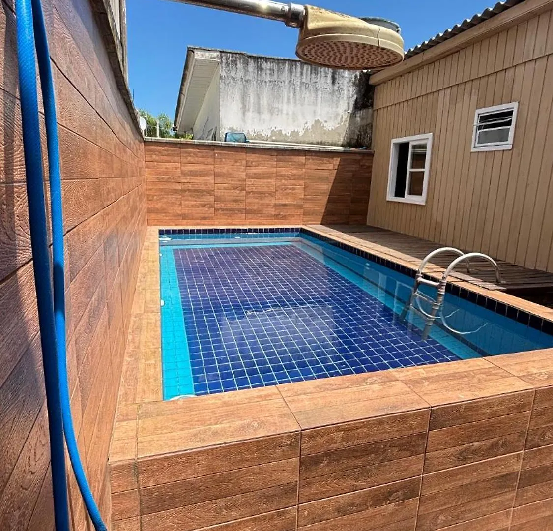 Casa Com Piscina Proximo A Meia Praia, Itapema-Sc